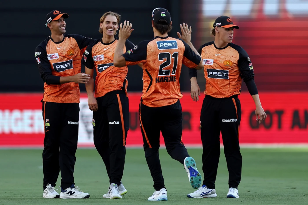 Perth Scorchers vs Sydney Sixers 